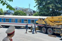 Tàu hỏa chở khoảng 355 hành khách gặp sự cố ở Huế