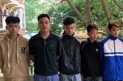 Nhóm thanh niên ném chai bia khiến một người tử vong