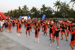 Hơn 3.000 vận động viên tham gia VinFast Ironman 70.3 Việt Nam