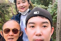 Con trai hay khắc khẩu với ông Park Hang-seo tiết lộ làm bóng đá vì bố yêu Việt Nam hơn bất cứ ai