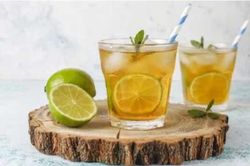 7 lý do nên uống nước chanh hàng ngày