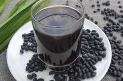 Nước đậu đen giúp giảm mỡ máu nhưng nhiều người mắc sai lầm khi uống