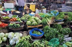 Giá điện tăng 3%, CPI và hàng hóa chợ dân sinh sẽ tăng ra sao?