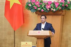 Tháo gỡ khó khăn cho sản xuất, kinh doanh, hỗ trợ hiệu quả cho người dân, doanh nghiệp