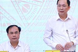 Phó Thống đốc NHNN: Tiếp tục vận động ngân hàng giảm lãi suất