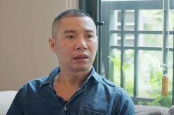 NSND Công Lý từng muốn 'chia tay' vợ trẻ