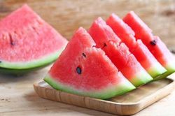 Những lợi ích bất ngờ của dưa hấu đối với sức khỏe