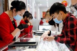 Giá vàng hôm nay (6/5): Giá vàng trong nước và thế giới đều giảm