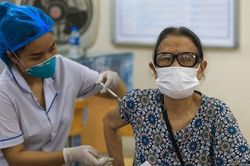 Ngày 7/5: Số mắc Covid-19 giảm gần 1.000 ca so với hôm qua