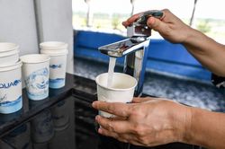 Giá nước sạch Hà Nội sắp tăng lần đầu sau 10 năm