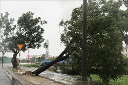 Đề phòng lốc, sét, mưa đá tại các khu vực