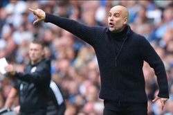 Pep Guardiola nổi khùng vì Haaland nhường penalty cho Gundogan