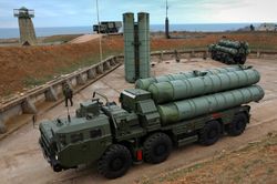 Nga bắn hạ 2 tên lửa đạn đạo Ukraine phóng vào Crimea