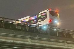 Vụ xe khách nổ lốp khi lưu thông trên vành đai 3: Lái xe không vi phạm nồng độ cồn và ma túy