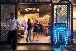 Quán karaoke ở TP.HCM rục rịch mở lại