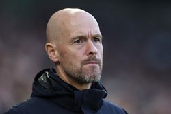 Ten Hag vỡ mộng