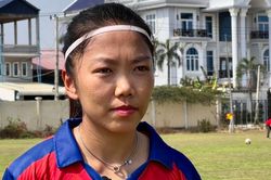Huỳnh Như: 'Tuyển nữ Việt Nam chưa chắc vào bán kết'