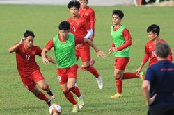 HLV Hoàng Văn Phúc: 'U22 Việt Nam sẽ lấy sức nhàn thắng sức mỏi'