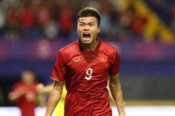 Văn Tùng xứng danh 'người mở đường' của HLV Troussier