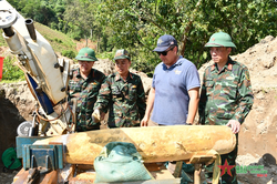 Xử lý bom bằng phương pháp hiện đại, an toàn