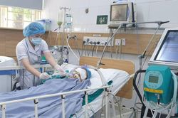 Thuốc lá điện tử: Mua bán tràn lan, hậu họa khó lường
