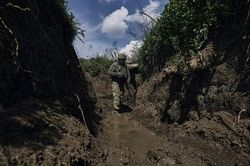 Tờ WSJ: Chiến dịch phản công của Ukraine sẽ 'dọn đường' đàm phán với Nga