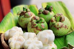 Quả măng cụt xanh có ăn được không?
