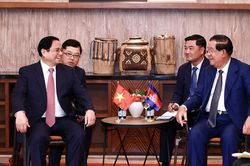 Việt Nam và Campuchia nhất trí tạo thuận lợi hơn nữa cho hợp tác kinh tế, thương mại và đầu tư