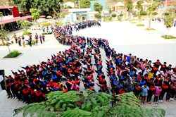 'Hoa nắng' miền biên cương