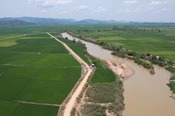 Thông tin chính thức về dự án đê bao trăm tỉ phải tạm dừng vì thiếu đất đắp