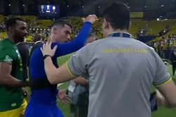 Cristiano Ronaldo đẩy nhân viên đối thủ khi Al Nassr bị cầm hòa