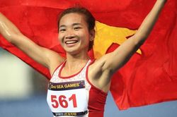 Bất chấp lịch thi oái oăm, 'cô gái vàng' Nguyễn Thị Oanh bảo vệ thành công 2 HCV SEA Games trong 20 phút