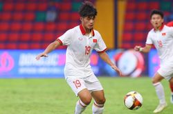 U22 Việt Nam vs U22 Thái Lan: Khi ông Troussier công khai giữ quân