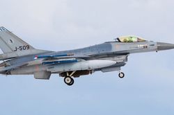 Hà Lan có kế hoạch cung cấp máy bay chiến đấu F-16 cho Ukraine
