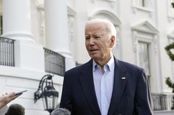 Ông Biden có thể hủy dự họp G7, công du châu Á vì vấn đề trần nợ công