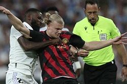 Haaland gây thất vọng lớn khi 'mất điện' trước Rudiger