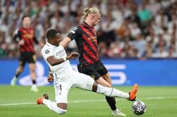 Erling Haaland vô hại ra sao trước Real Madrid?