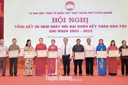 Thành phố Tuyên Quang tổng kết 20 năm Ngày hội đại đoàn kết toàn dân tộc