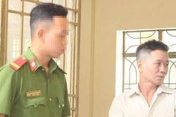 Đâm vợ suýt chết vì mâu thuẫn không chịu… rửa chén bát