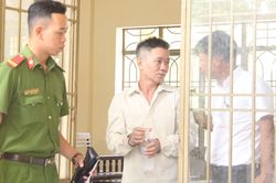 Ăn xong không rửa bát, vợ bị chồng đâm 6 nhát dao