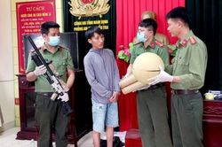 Nam Định: Bắt giữ đối tượng sản xuất và kinh doanh pháo nổ