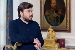 Mỹ lần đầu cho phép chuyển tài sản của tài phiệt Nga cho Ukraine