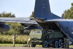 Nga nghiên cứu vũ khí phương Tây, NATO bị tố tham gia trực tiếp vào Ukraine