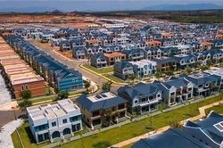Môi giới bất động sản kiệt quệ