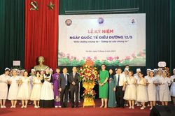 Nhân lực nghề điều dưỡng vẫn đang rất thiếu