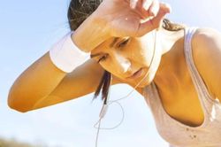 Kiệt sức do nắng nóng, phòng ngừa thế nào?