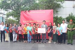 Tòa nhà Lotte Center Hà Nội: Diễn tập cứu nạn và phát bình chữa cháy miễn phí cho người dân