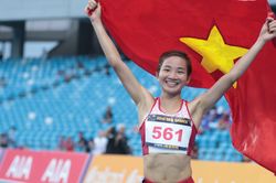 Nguyễn Thị Oanh giành 4 HCV tại SEA Games 32
