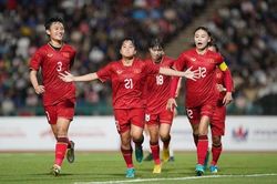Thắng dễ chủ nhà, tuyển nữ Việt Nam vào chung kết SEA Games 32