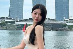 Hot girl xinh đẹp diện đồ siêu ngắn, bó sát khoe body hút mắt
